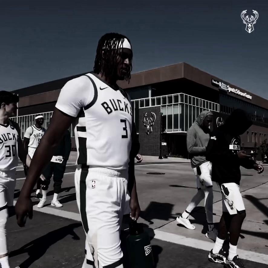 开云app -清晨密尔沃基雄鹿调整名单以备法国杯，内部沟通环节打磨，质疑声仍在，纪律约束更严格(密尔沃基雄鹿队最新消息)