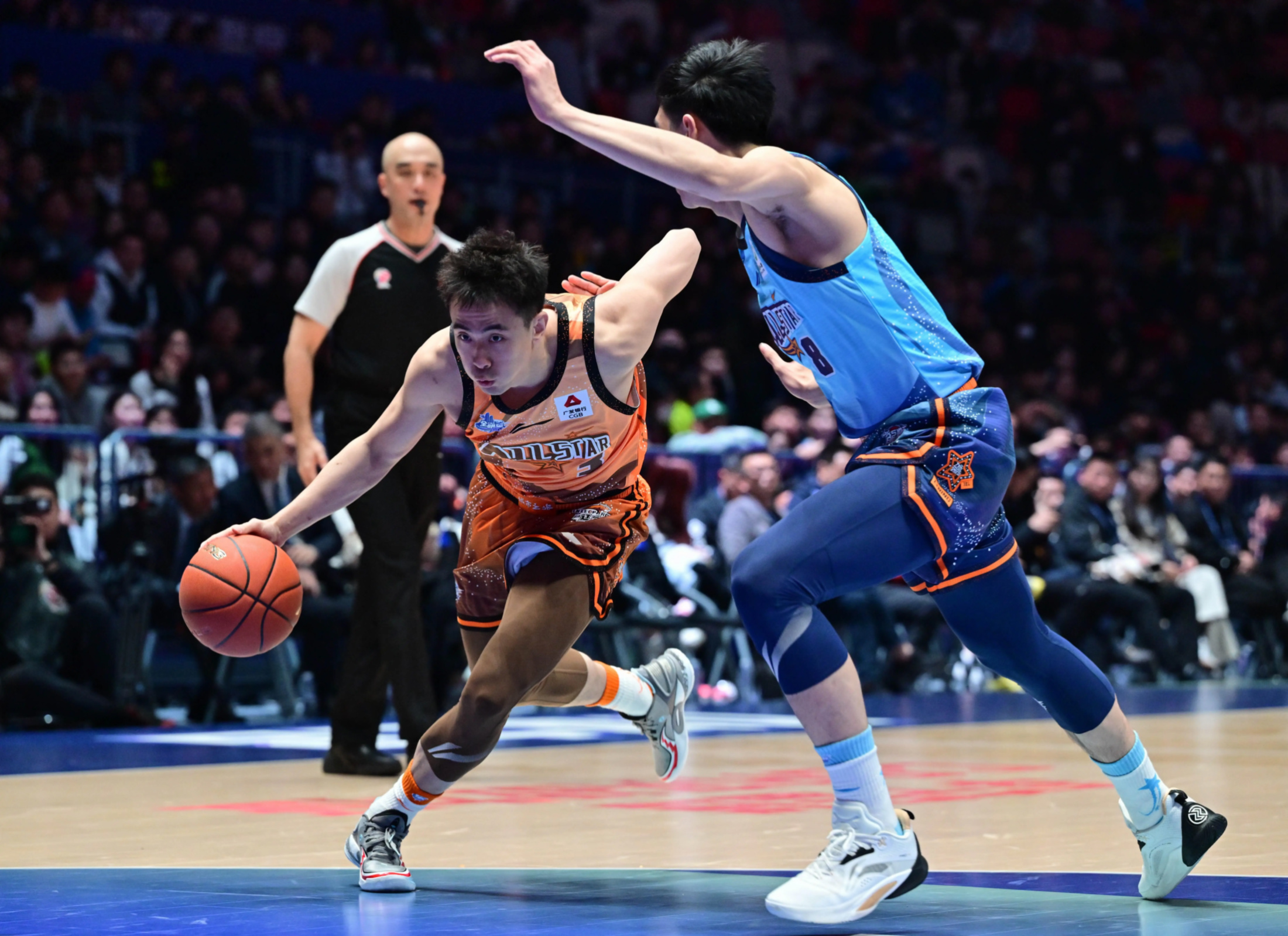 开云 网页版 -关于赛地聚焦：CBA季后赛清晨热度飙升，本菲卡调整名单，态度坚定，轮换策略成焦点的信息